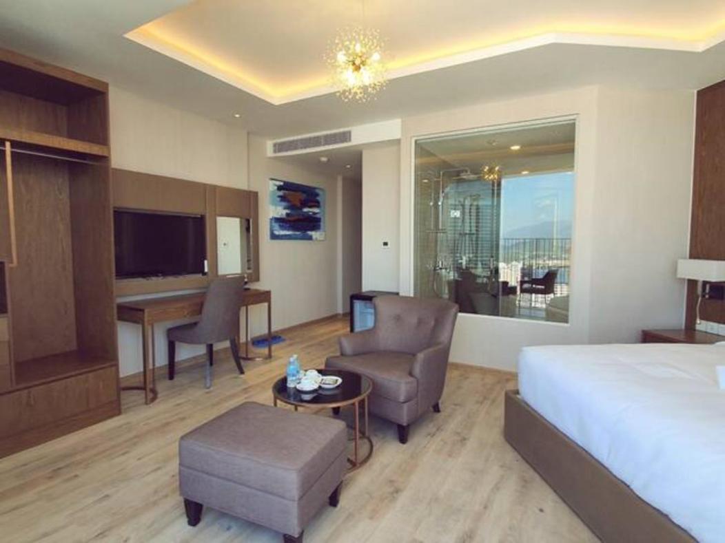 Holi Panorama Condotel Nha Trang Eksteriør billede