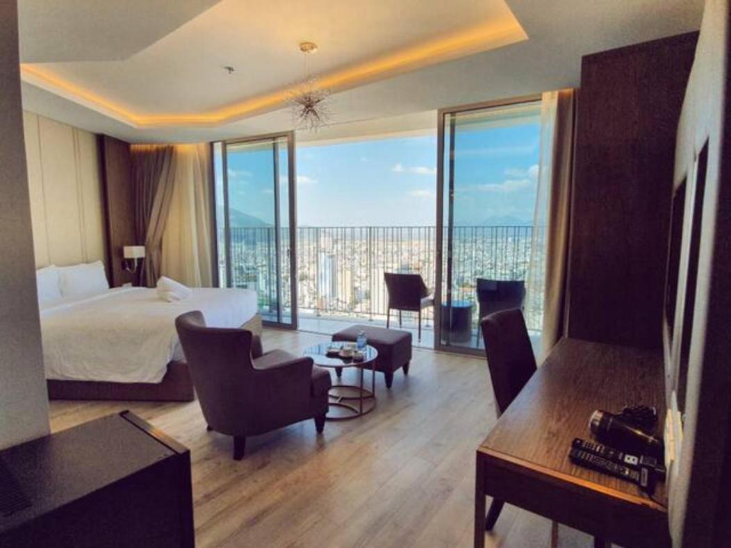 Holi Panorama Condotel Nha Trang Eksteriør billede
