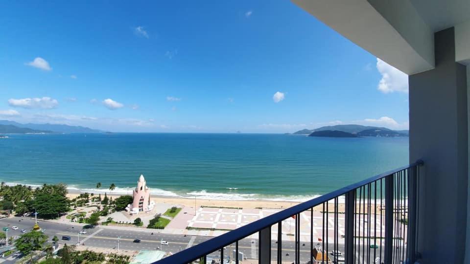 Holi Panorama Condotel Nha Trang Eksteriør billede