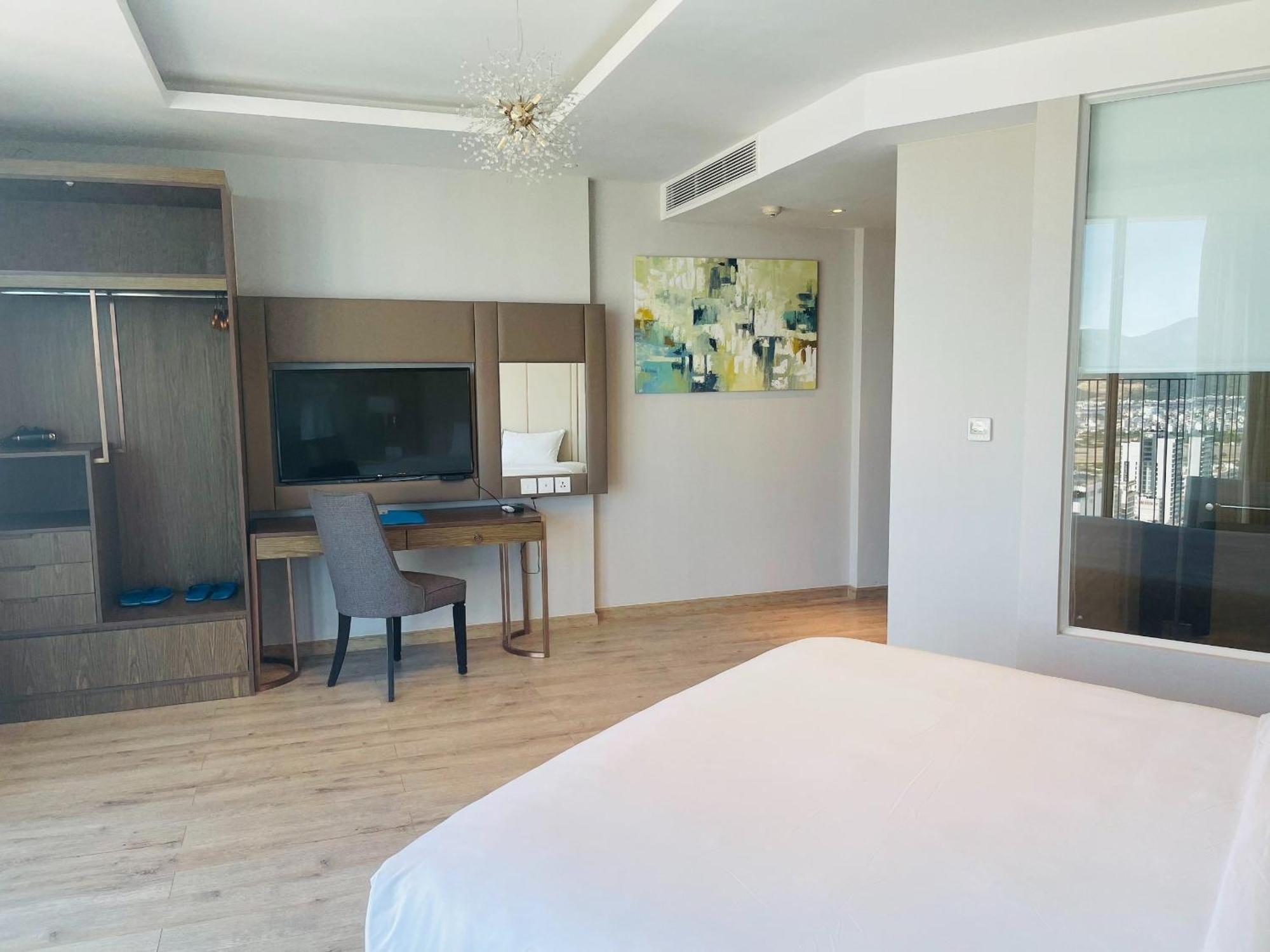 Holi Panorama Condotel Nha Trang Eksteriør billede