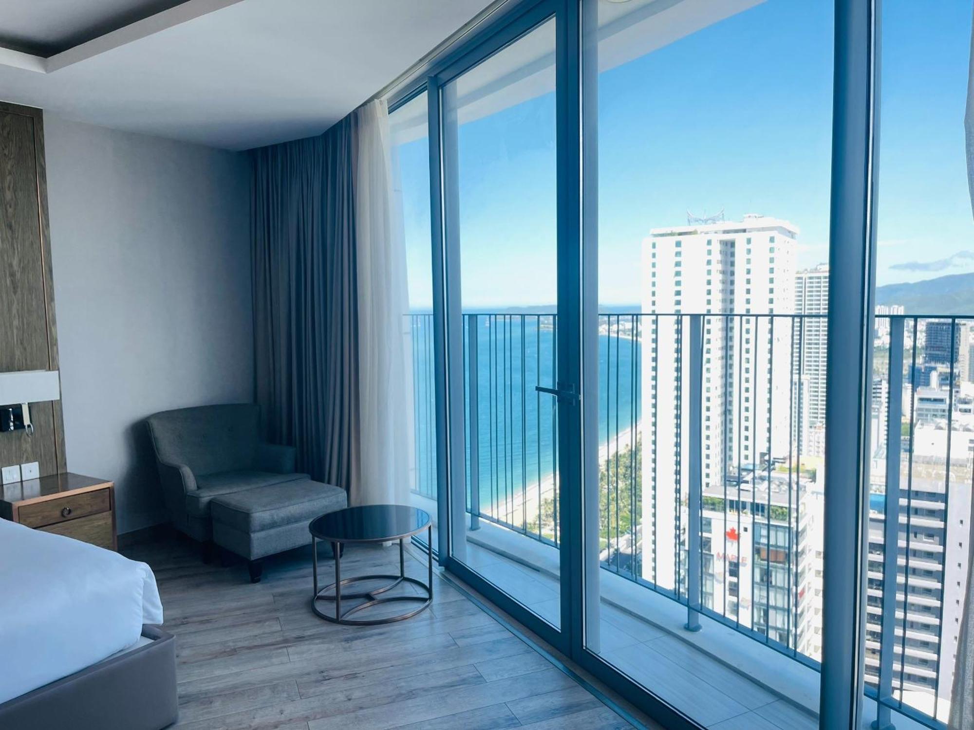 Holi Panorama Condotel Nha Trang Eksteriør billede