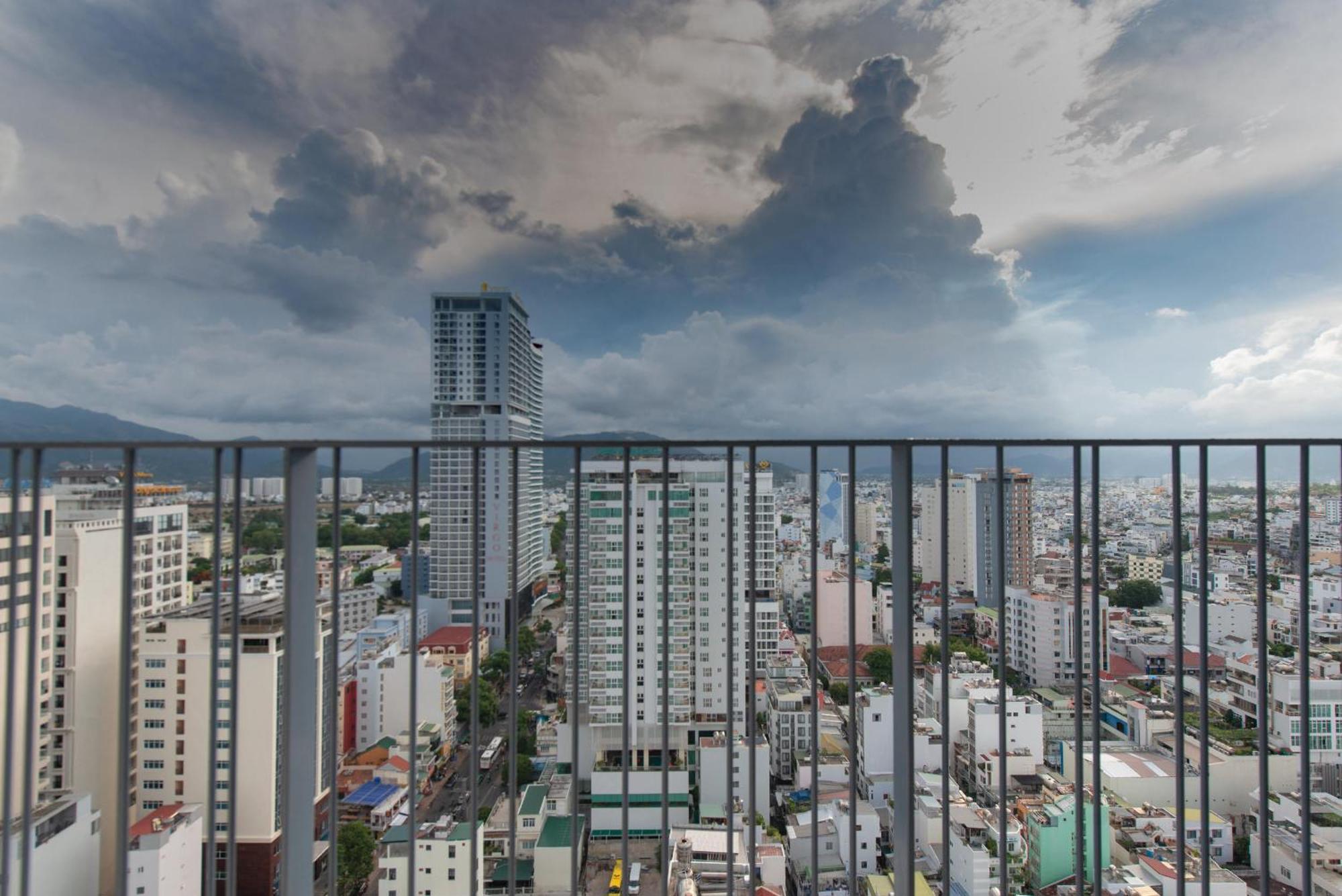 Holi Panorama Condotel Nha Trang Eksteriør billede