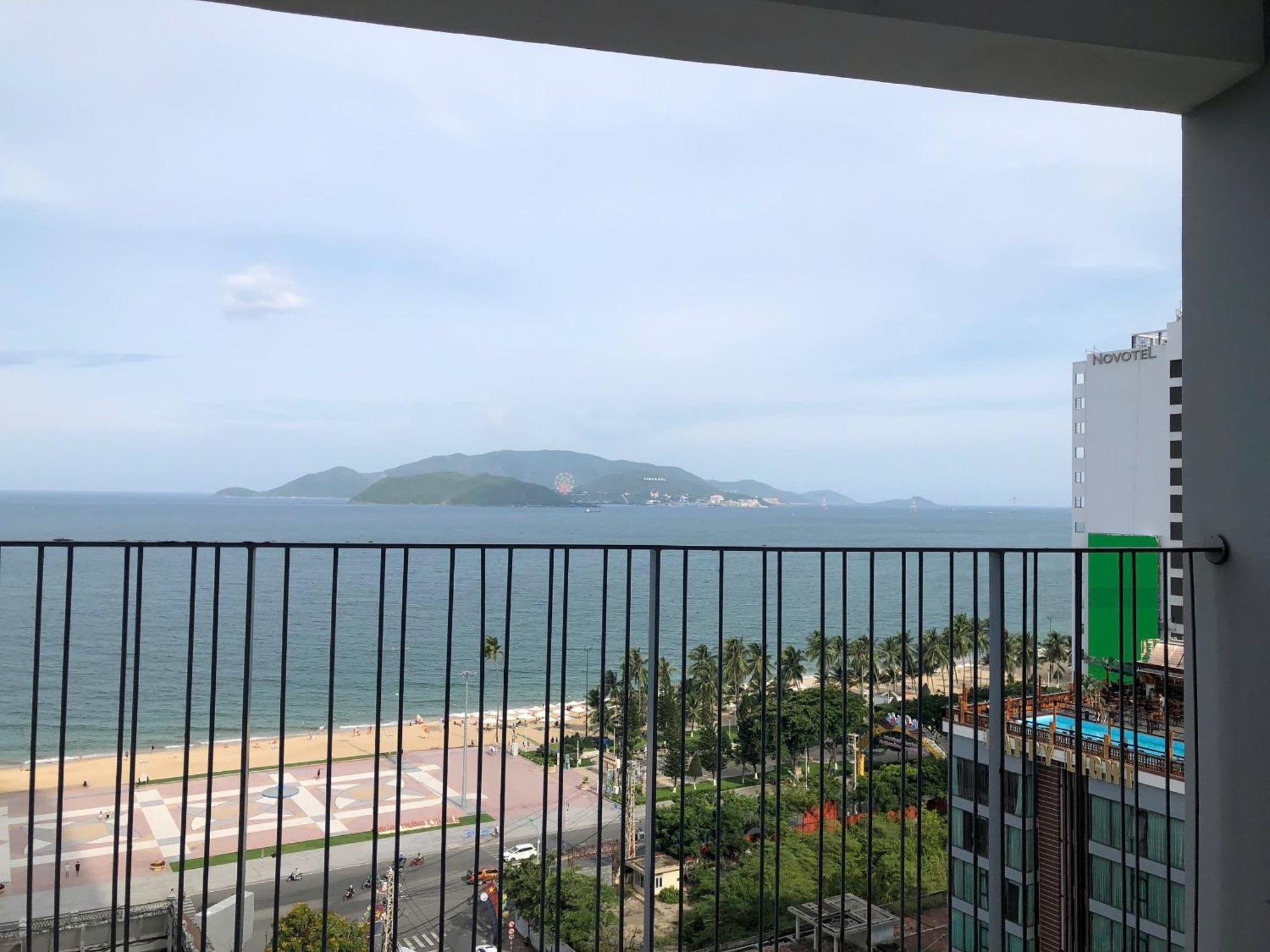 Holi Panorama Condotel Nha Trang Eksteriør billede