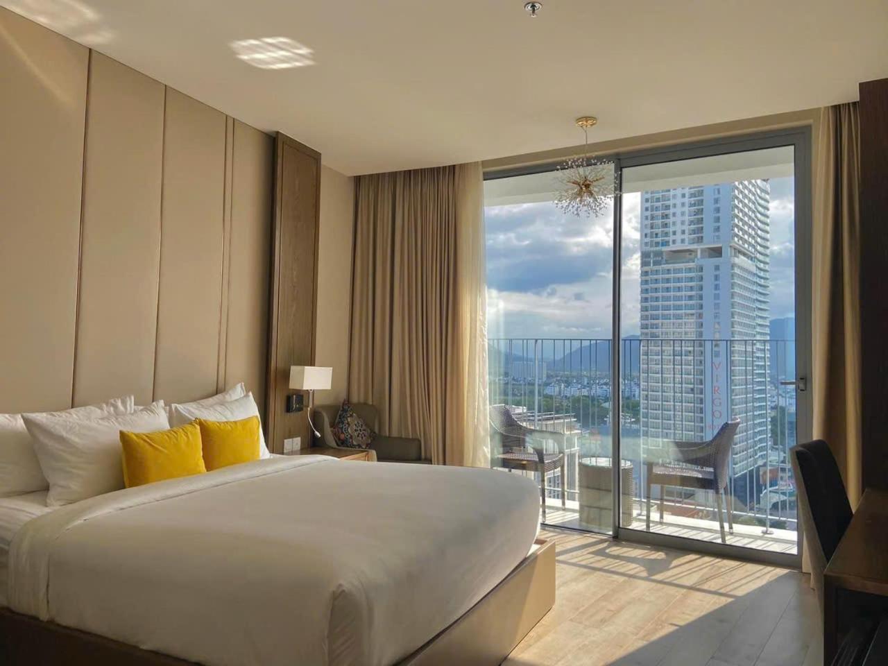 Holi Panorama Condotel Nha Trang Eksteriør billede